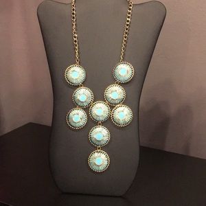 Women’s necklace